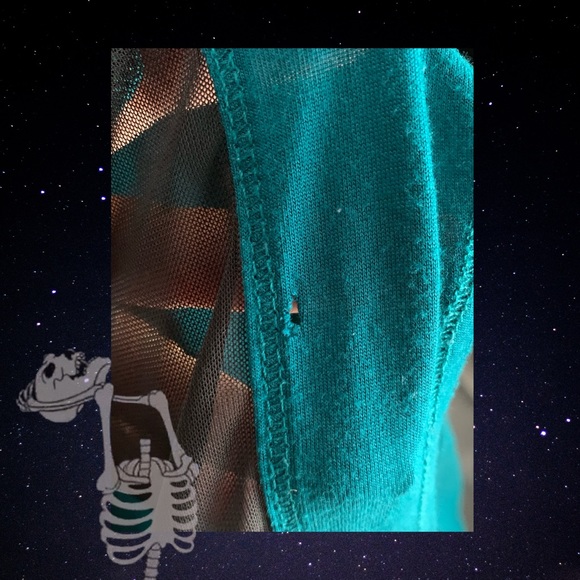 💀 Teal Dressy Tank Top - Picture 3 of 4